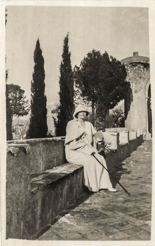 Regina Maria la Napoli, 1924 <br /> Sursă foto: Arhivele Naționale ale României